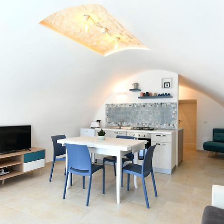 La Scala Del Borgo Apartment Cisternino Luaran gambar